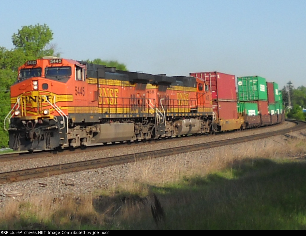 BNSF 5445 East